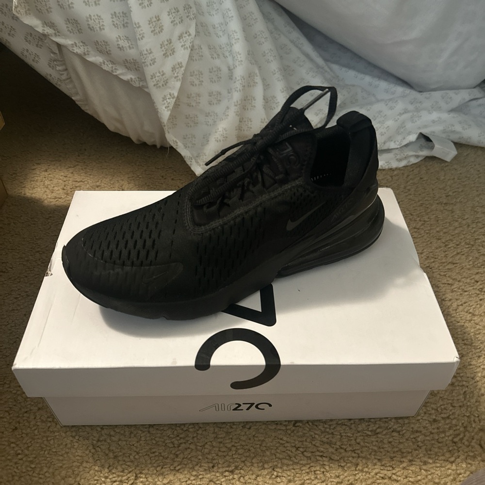 Nike Air Max 270